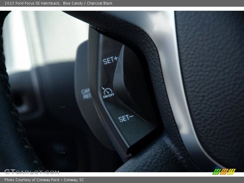 Blue Candy / Charcoal Black 2013 Ford Focus SE Hatchback