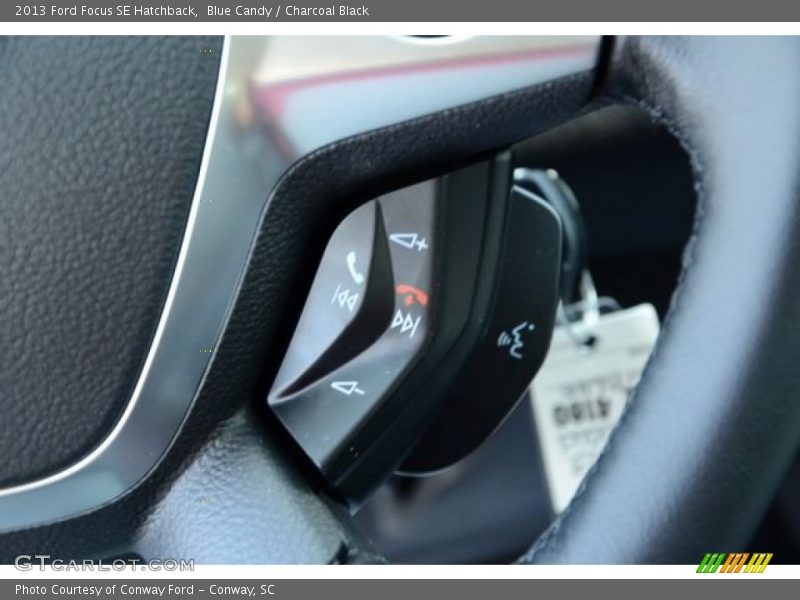 Blue Candy / Charcoal Black 2013 Ford Focus SE Hatchback