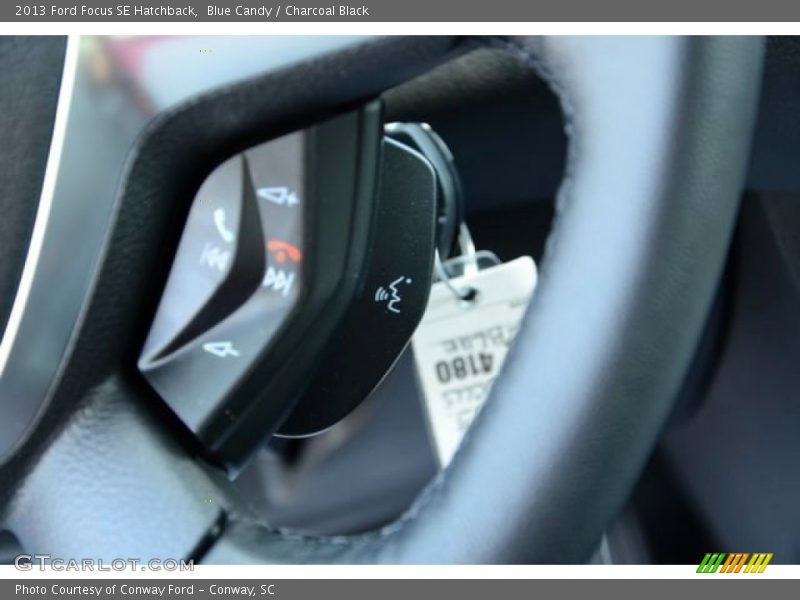 Blue Candy / Charcoal Black 2013 Ford Focus SE Hatchback