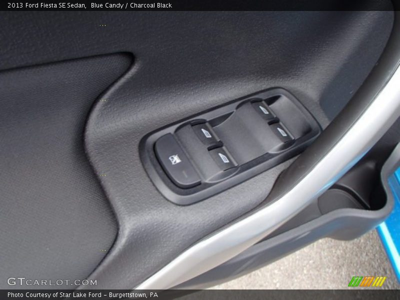 Blue Candy / Charcoal Black 2013 Ford Fiesta SE Sedan