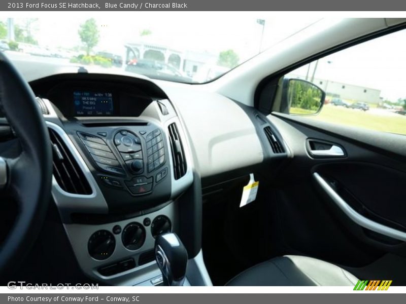 Blue Candy / Charcoal Black 2013 Ford Focus SE Hatchback