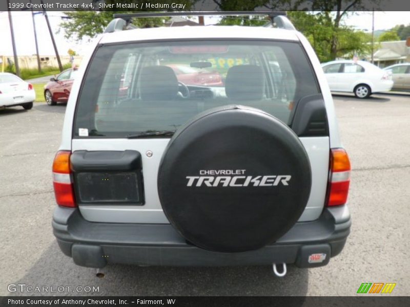 Silver Metallic / Medium Gray 1999 Chevrolet Tracker 4x4