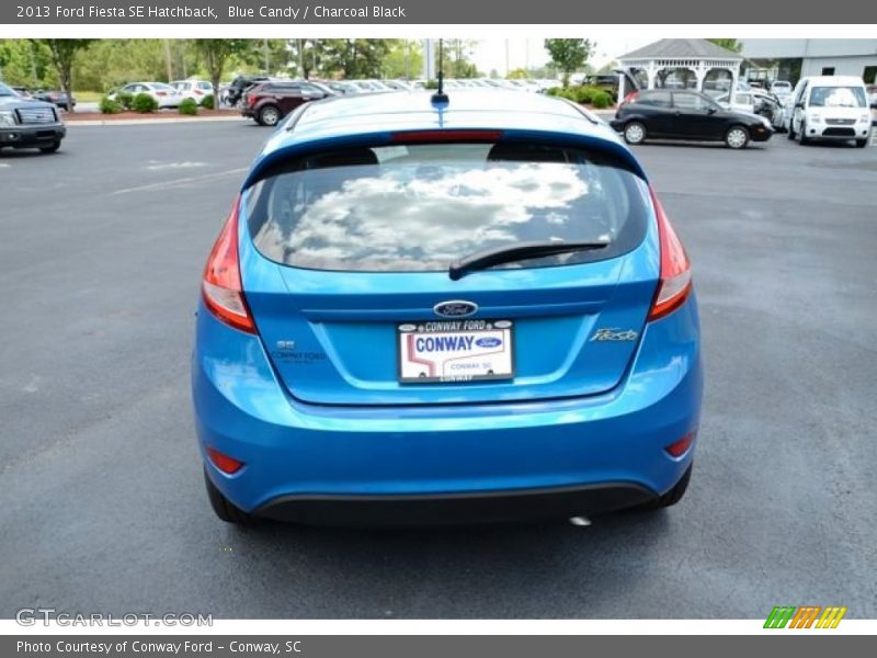 Blue Candy / Charcoal Black 2013 Ford Fiesta SE Hatchback