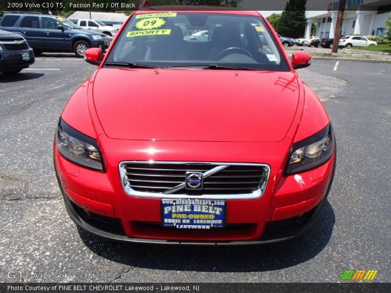 Passion Red / Off Black 2009 Volvo C30 T5