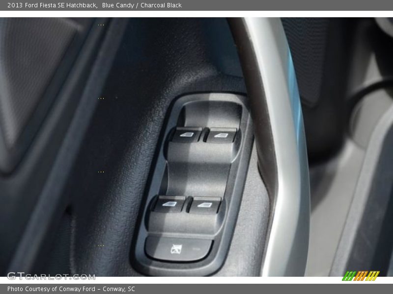 Blue Candy / Charcoal Black 2013 Ford Fiesta SE Hatchback