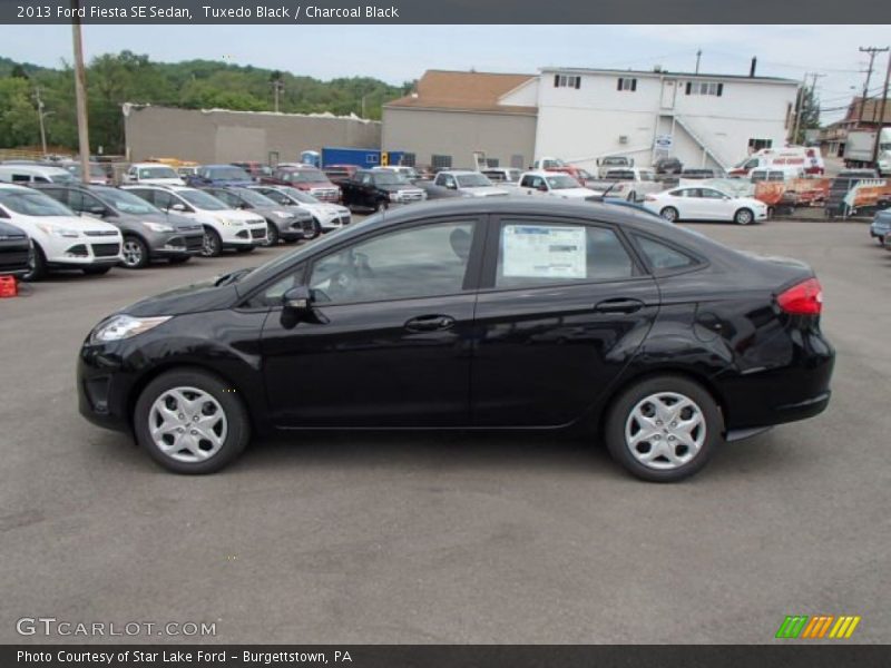 Tuxedo Black / Charcoal Black 2013 Ford Fiesta SE Sedan