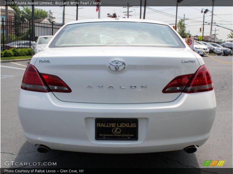 Blizzard White Pearl / Ivory 2009 Toyota Avalon Limited