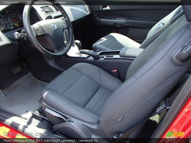 Passion Red / Off Black 2009 Volvo C30 T5