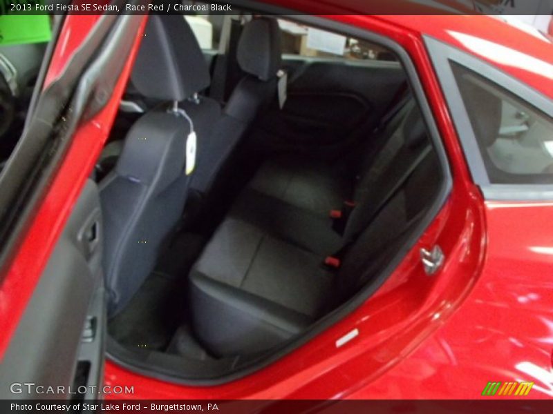 Race Red / Charcoal Black 2013 Ford Fiesta SE Sedan