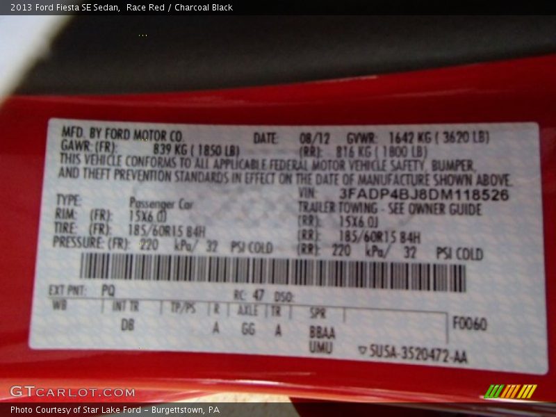 Race Red / Charcoal Black 2013 Ford Fiesta SE Sedan