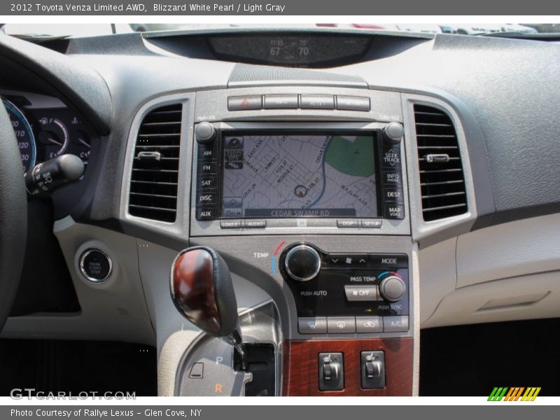 Blizzard White Pearl / Light Gray 2012 Toyota Venza Limited AWD