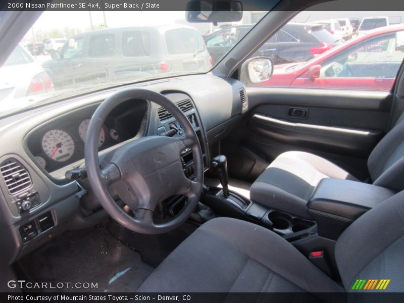 Super Black / Slate 2000 Nissan Pathfinder SE 4x4