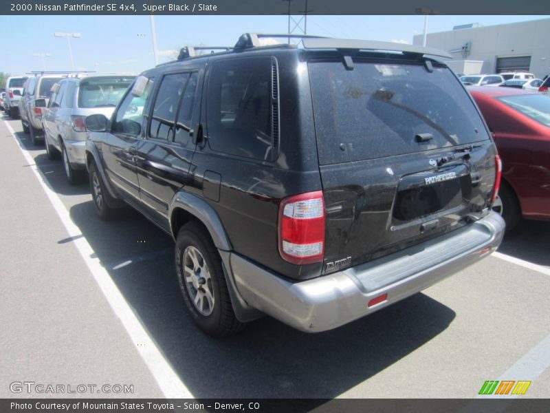 Super Black / Slate 2000 Nissan Pathfinder SE 4x4