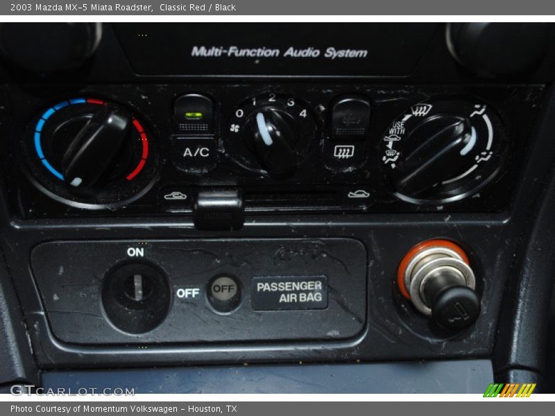 Controls of 2003 MX-5 Miata Roadster