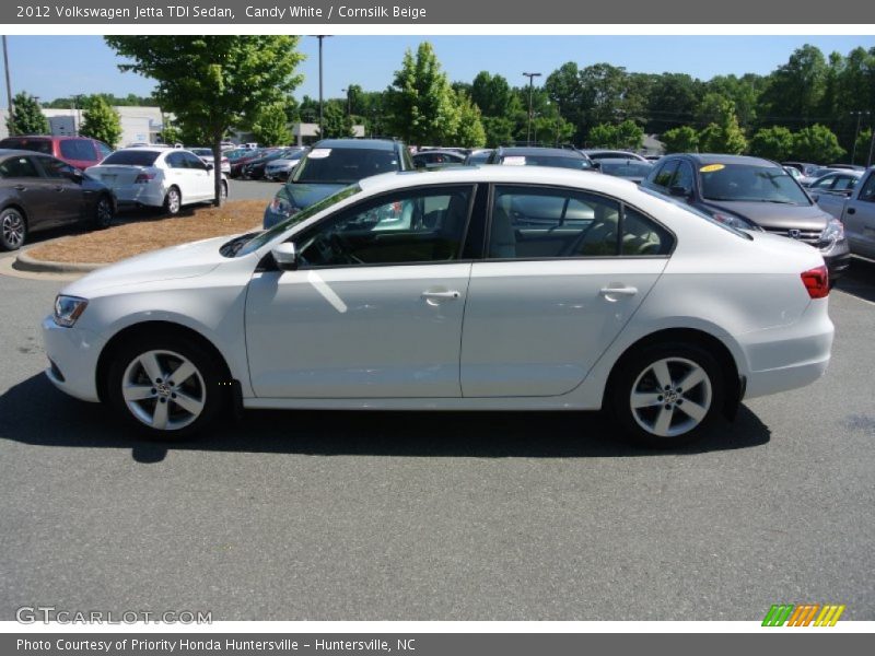 Candy White / Cornsilk Beige 2012 Volkswagen Jetta TDI Sedan