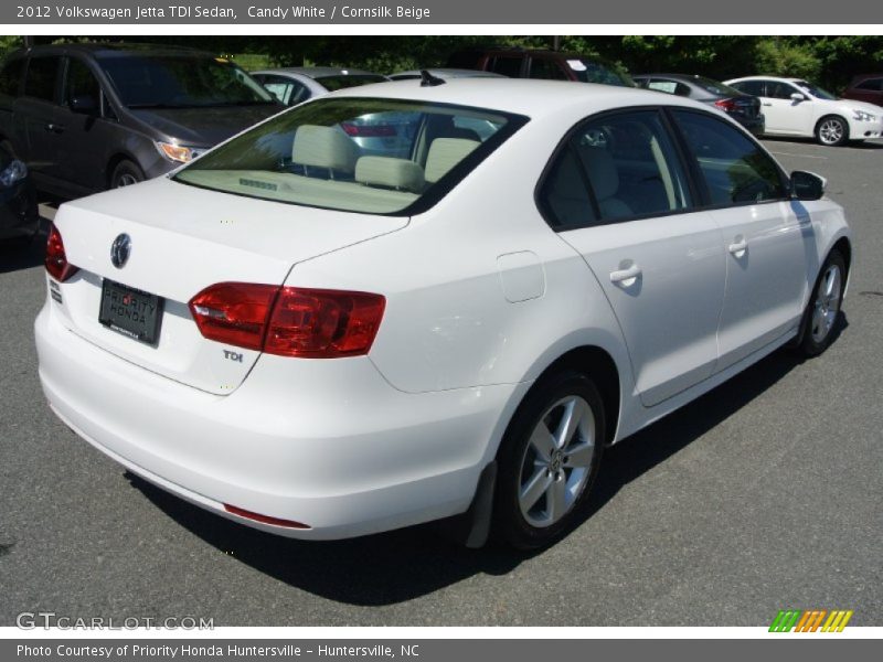 Candy White / Cornsilk Beige 2012 Volkswagen Jetta TDI Sedan