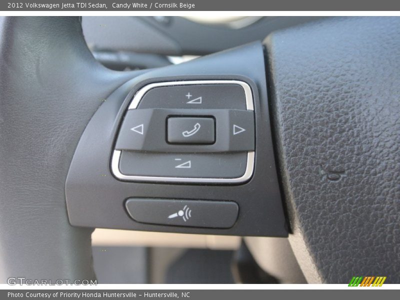 Candy White / Cornsilk Beige 2012 Volkswagen Jetta TDI Sedan