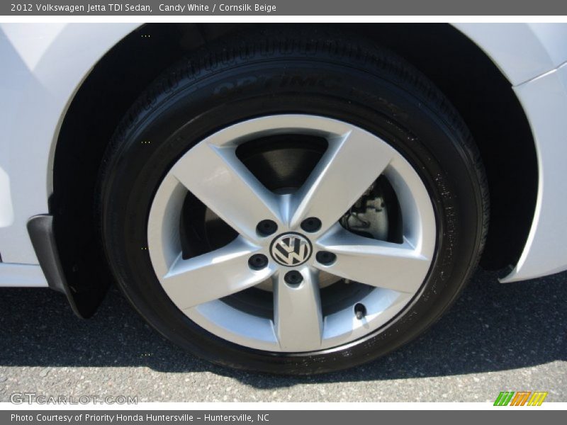 Candy White / Cornsilk Beige 2012 Volkswagen Jetta TDI Sedan