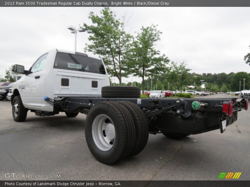 Bright White / Black/Diesel Gray 2013 Ram 3500 Tradesman Regular Cab Dually Chassis