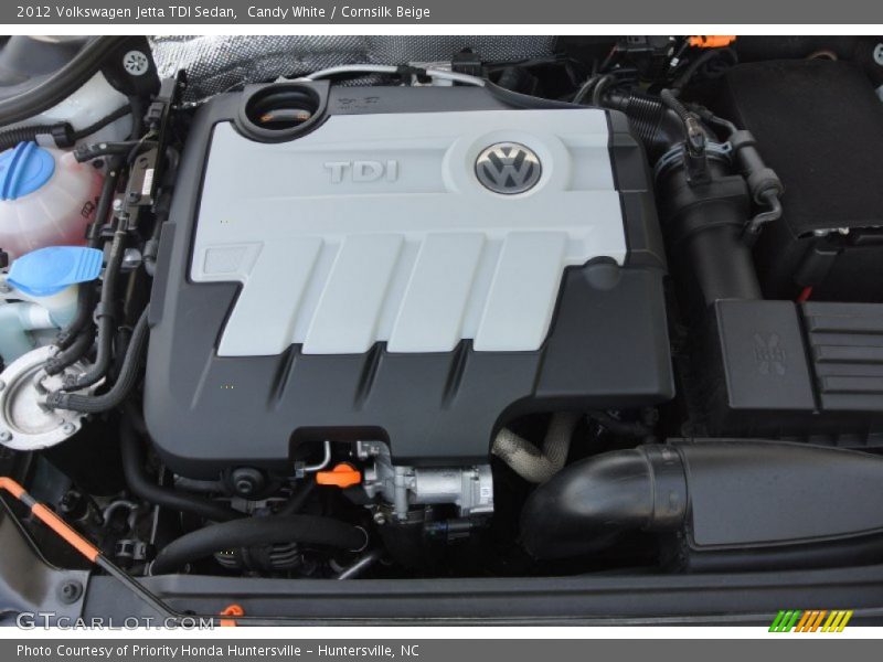Candy White / Cornsilk Beige 2012 Volkswagen Jetta TDI Sedan