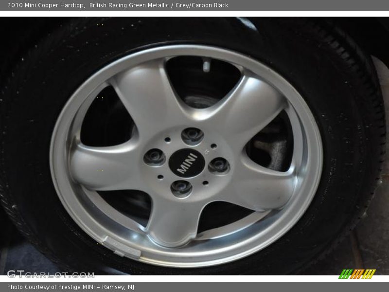 British Racing Green Metallic / Grey/Carbon Black 2010 Mini Cooper Hardtop