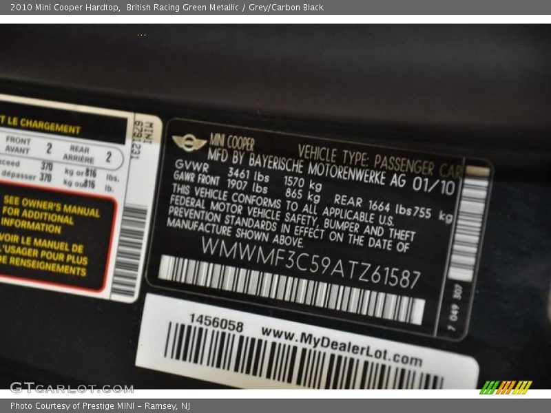 British Racing Green Metallic / Grey/Carbon Black 2010 Mini Cooper Hardtop