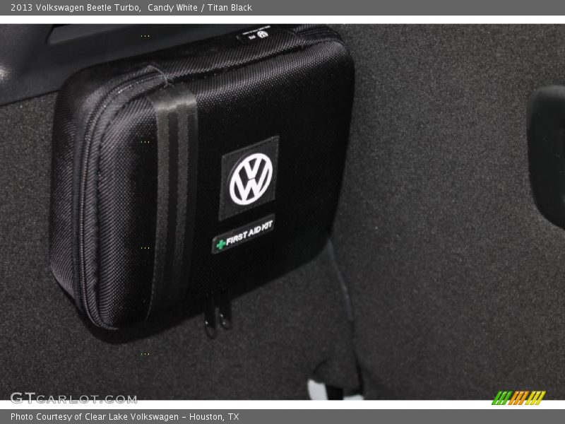 Candy White / Titan Black 2013 Volkswagen Beetle Turbo