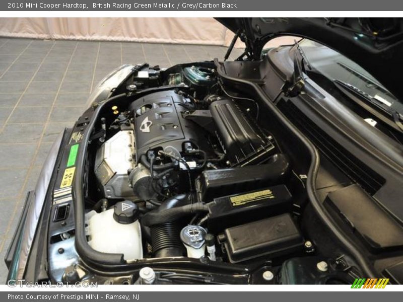 British Racing Green Metallic / Grey/Carbon Black 2010 Mini Cooper Hardtop