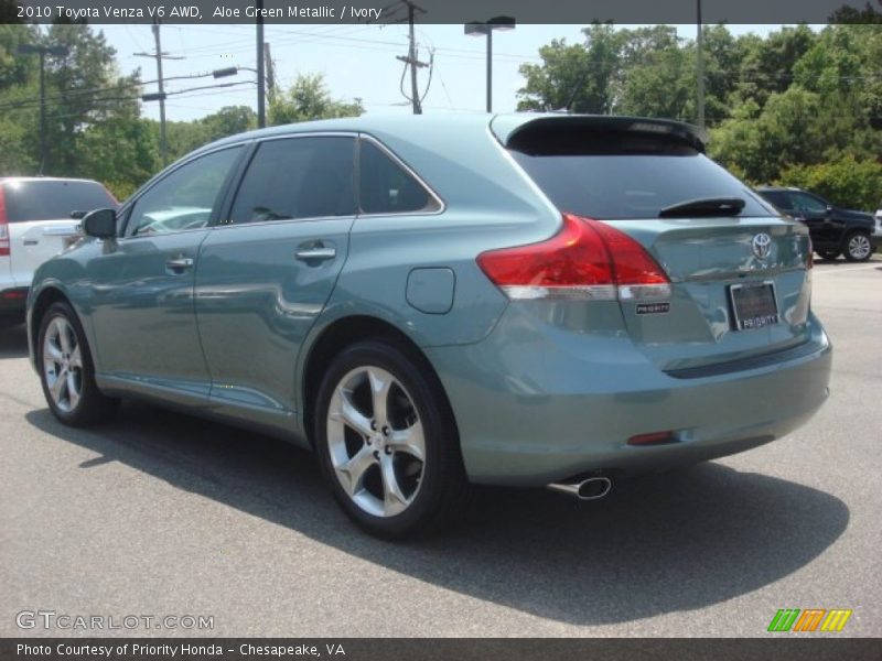 Aloe Green Metallic / Ivory 2010 Toyota Venza V6 AWD