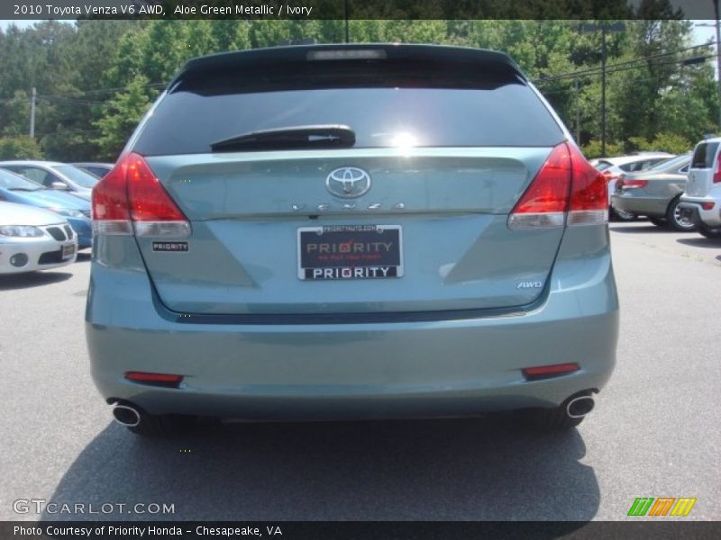 Aloe Green Metallic / Ivory 2010 Toyota Venza V6 AWD