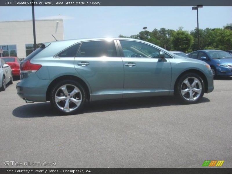 Aloe Green Metallic / Ivory 2010 Toyota Venza V6 AWD