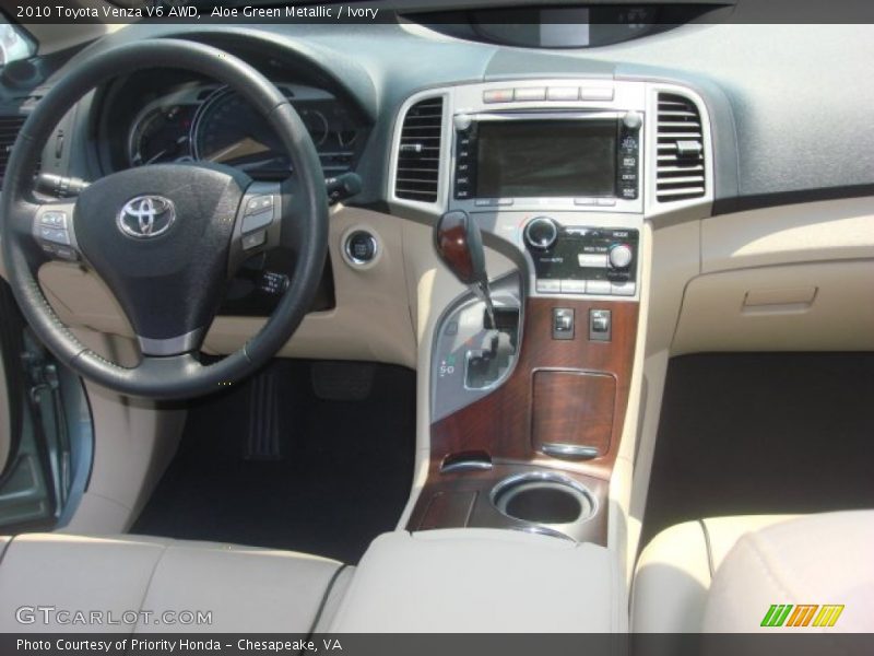 Aloe Green Metallic / Ivory 2010 Toyota Venza V6 AWD