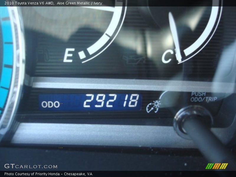 Aloe Green Metallic / Ivory 2010 Toyota Venza V6 AWD