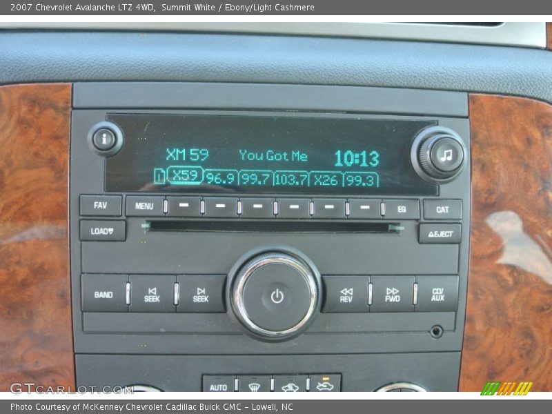 Summit White / Ebony/Light Cashmere 2007 Chevrolet Avalanche LTZ 4WD