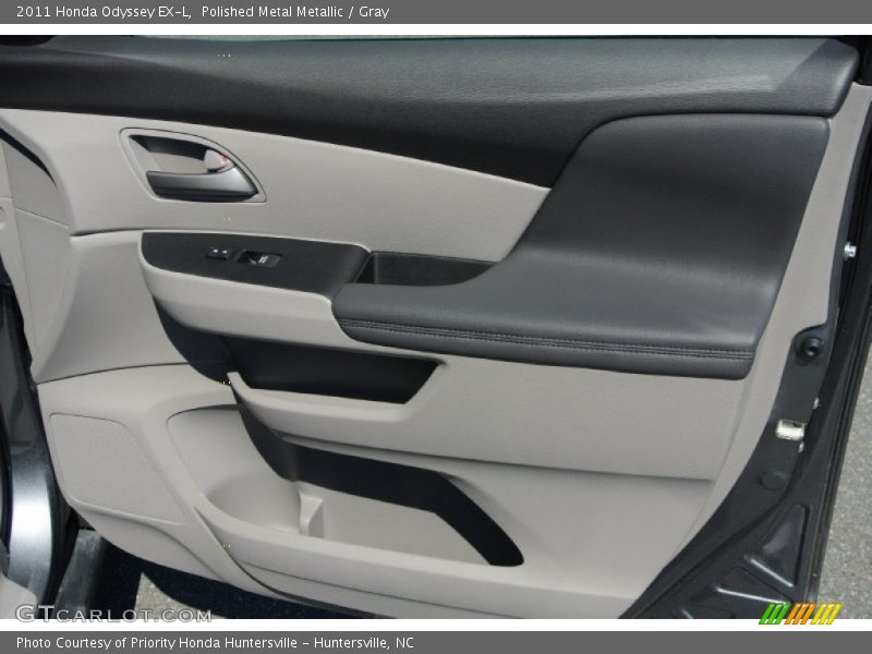 Polished Metal Metallic / Gray 2011 Honda Odyssey EX-L