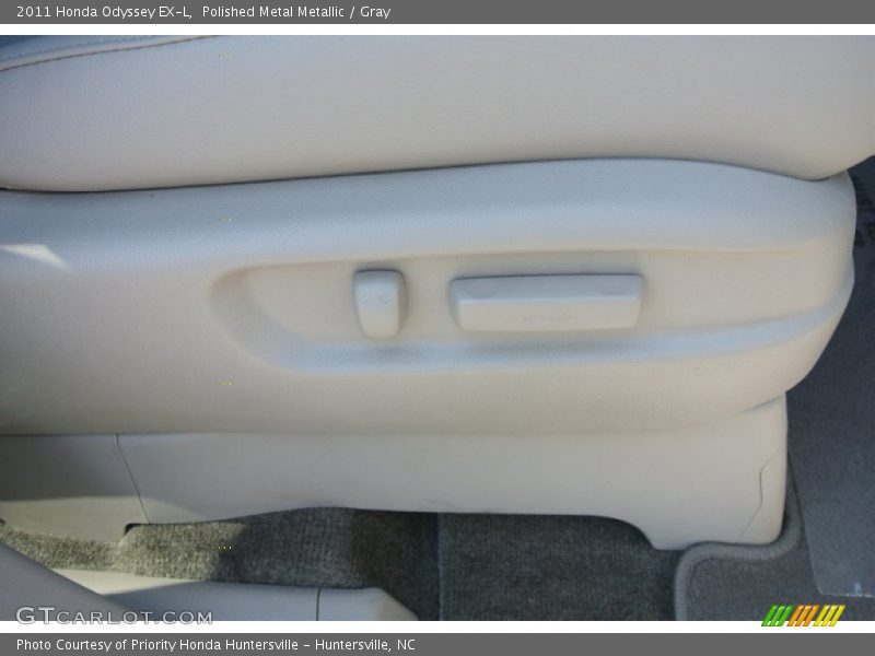 Polished Metal Metallic / Gray 2011 Honda Odyssey EX-L