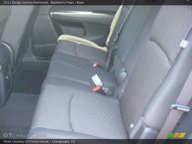 Blackberry Pearl / Black 2011 Dodge Journey Mainstreet