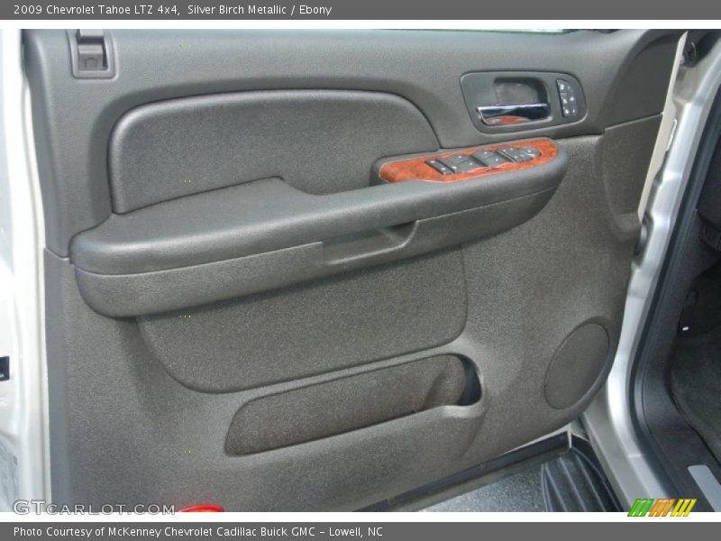 Silver Birch Metallic / Ebony 2009 Chevrolet Tahoe LTZ 4x4