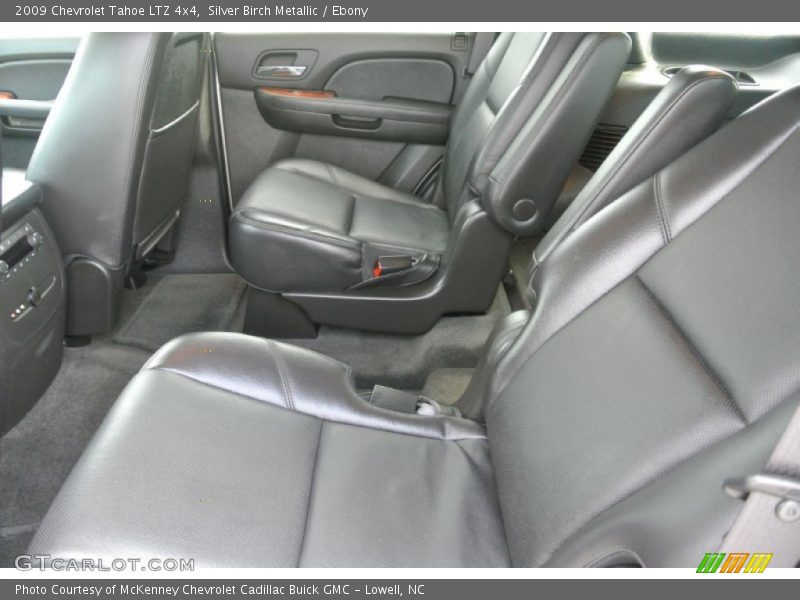 Silver Birch Metallic / Ebony 2009 Chevrolet Tahoe LTZ 4x4