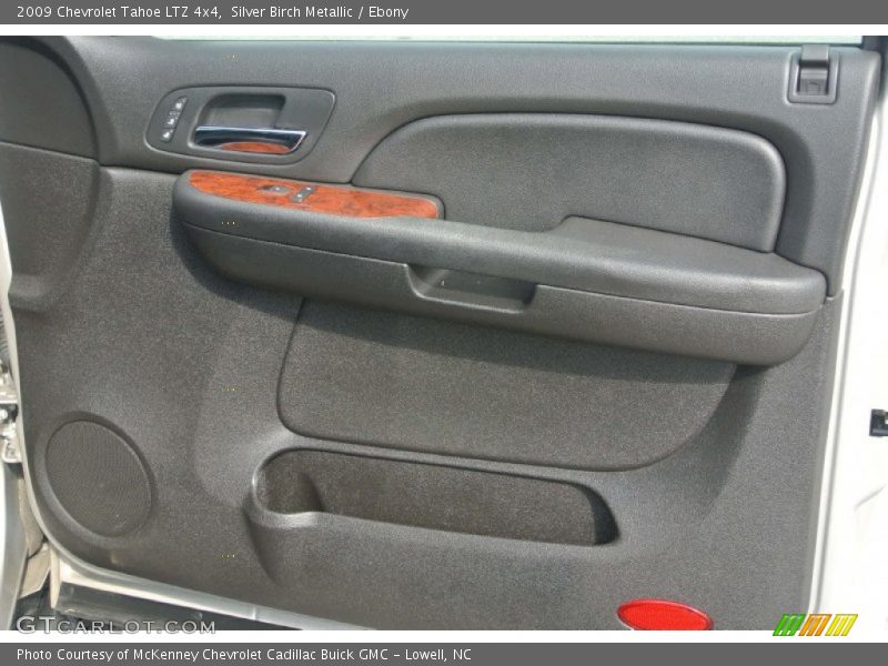 Silver Birch Metallic / Ebony 2009 Chevrolet Tahoe LTZ 4x4
