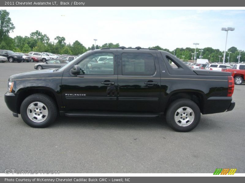 Black / Ebony 2011 Chevrolet Avalanche LT