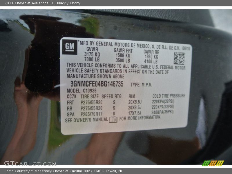 Black / Ebony 2011 Chevrolet Avalanche LT