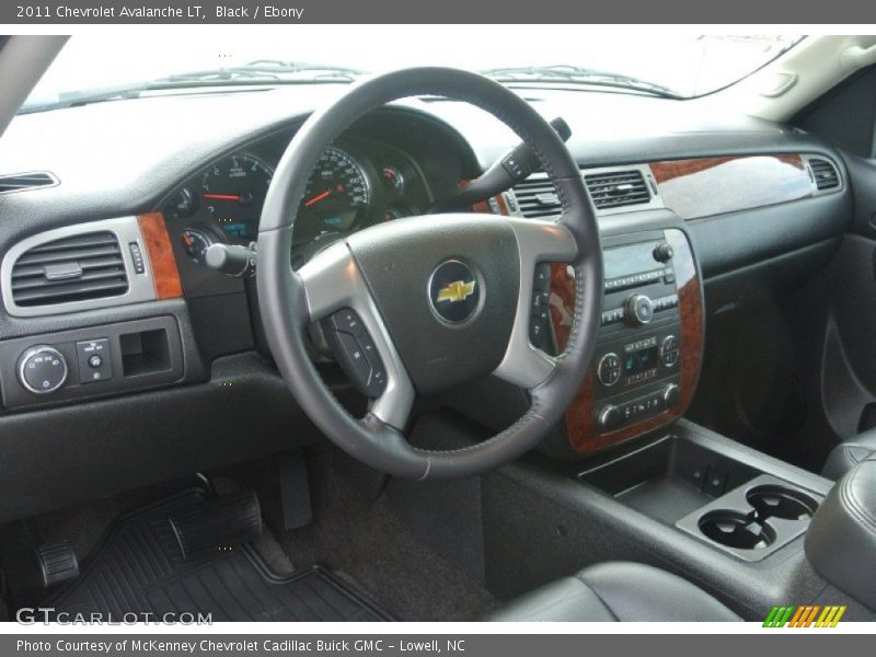 Black / Ebony 2011 Chevrolet Avalanche LT