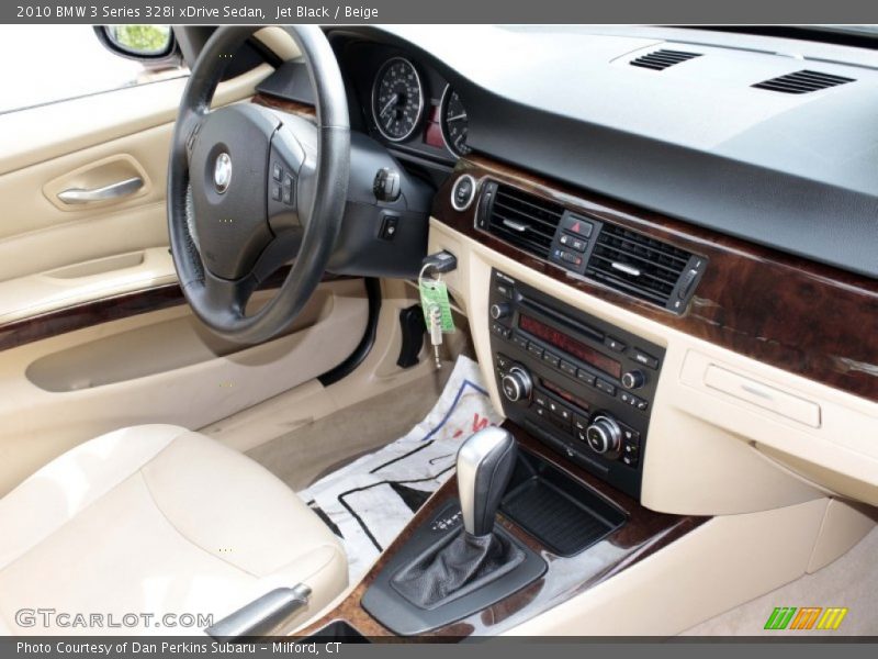 Jet Black / Beige 2010 BMW 3 Series 328i xDrive Sedan