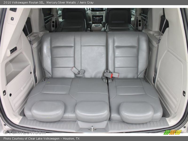 Mercury Silver Metallic / Aero Gray 2010 Volkswagen Routan SEL