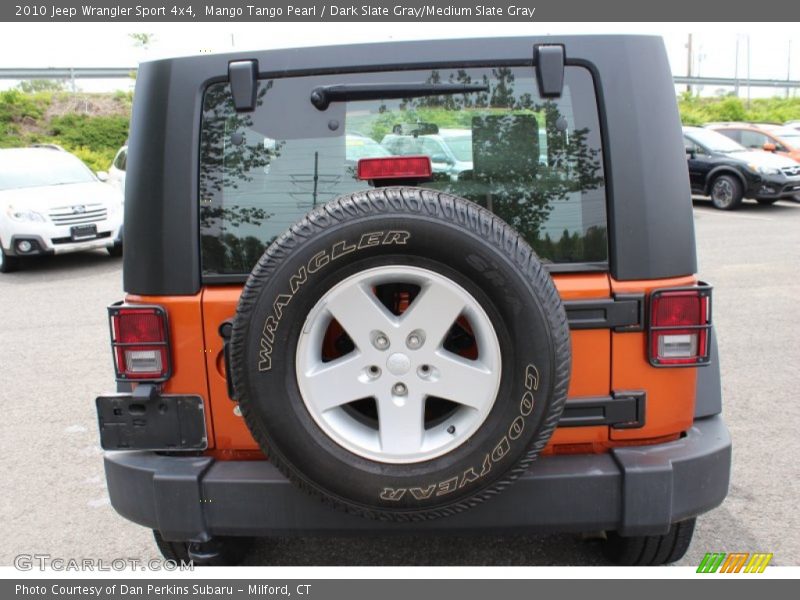 Mango Tango Pearl / Dark Slate Gray/Medium Slate Gray 2010 Jeep Wrangler Sport 4x4