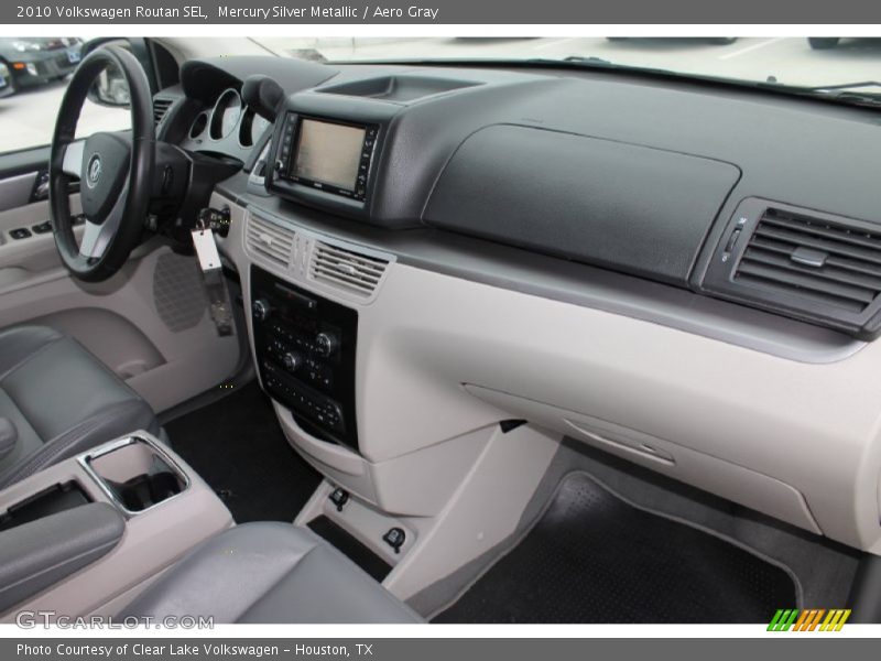 Mercury Silver Metallic / Aero Gray 2010 Volkswagen Routan SEL