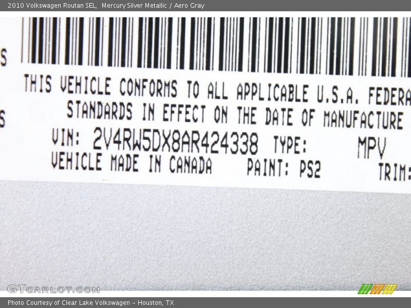 Mercury Silver Metallic / Aero Gray 2010 Volkswagen Routan SEL
