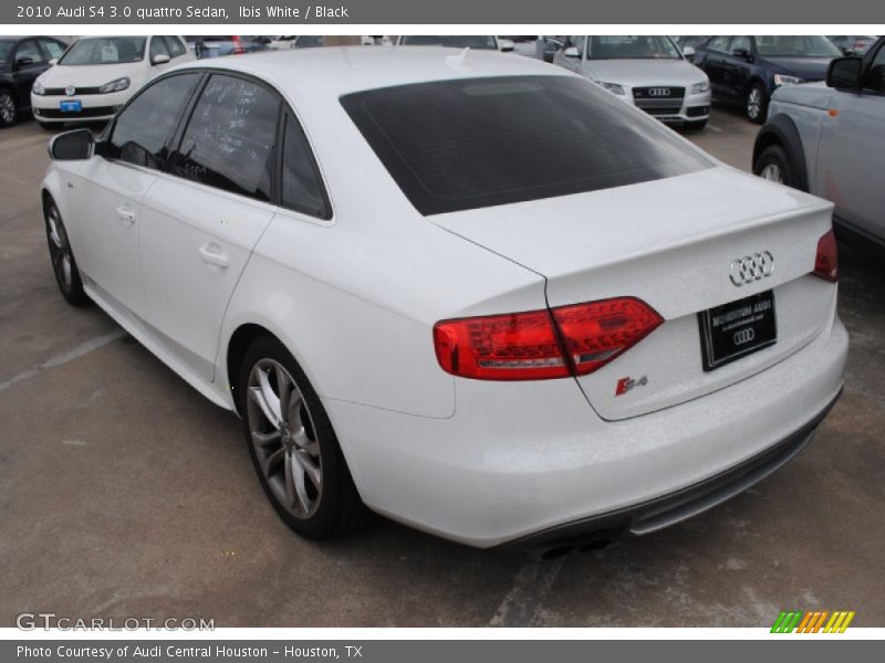 Ibis White / Black 2010 Audi S4 3.0 quattro Sedan