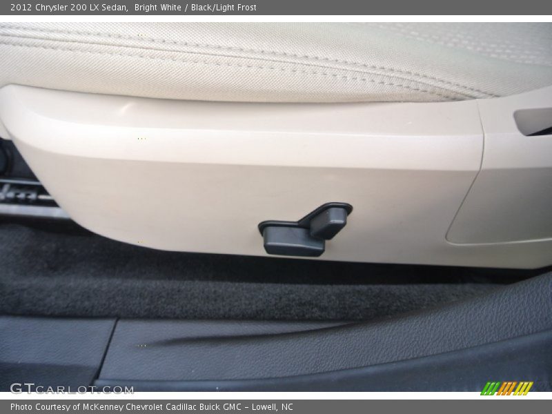 Bright White / Black/Light Frost 2012 Chrysler 200 LX Sedan